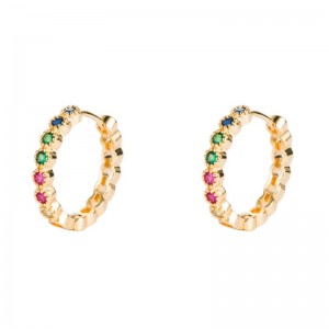 إن أوروبا والولايات المتحدة الأمريكية المتخصصة في أقراط ، أقراط النحاس الصغيرة جزءا لا يتجزأ من تشيكوسلوفاكيا أقراط ، الأخضر مطلي أقراط كبيرة من الزركونيوم ، أقراط حمراء صافية